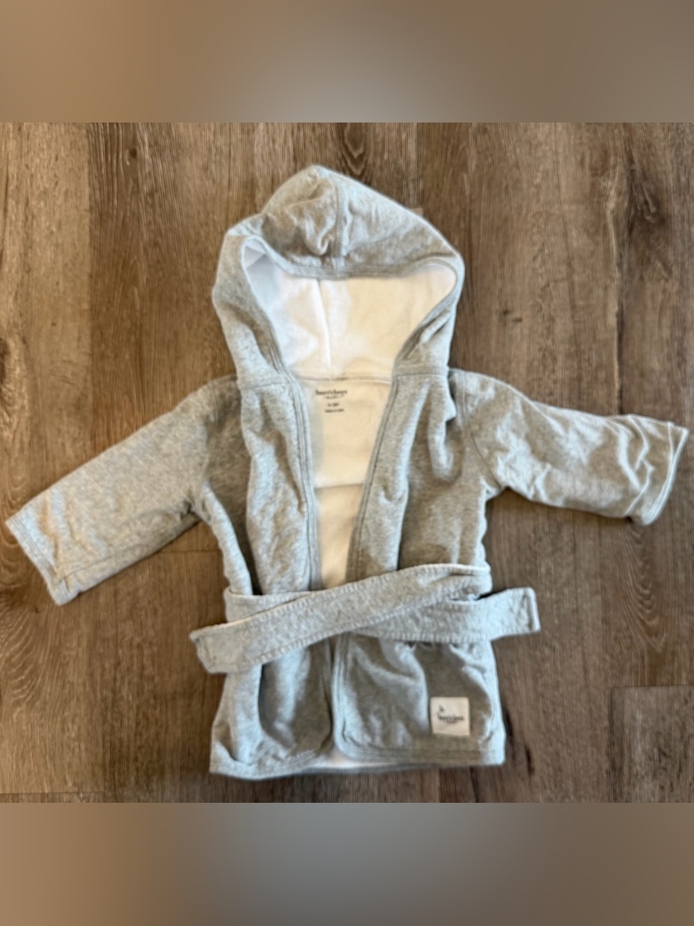 NWOT- Burt's Bees Baby Gray Hooded Bathrobe with White Lining, 0-9M